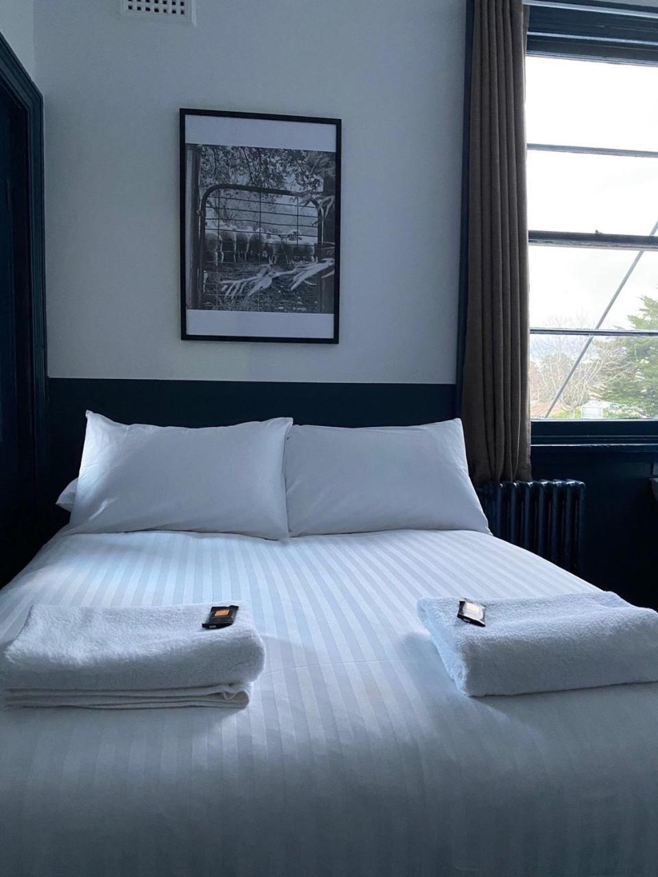 Royal Hotel Oberon Bagian luar foto